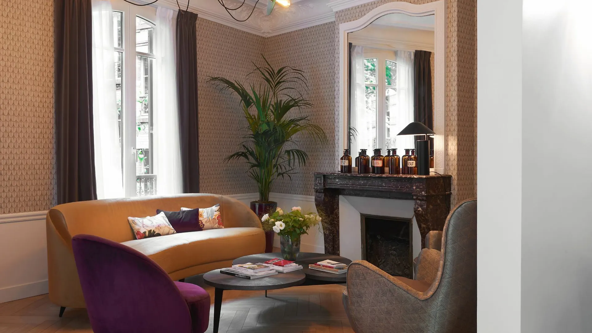 Maison Lepic Montmartre Hotel 3*