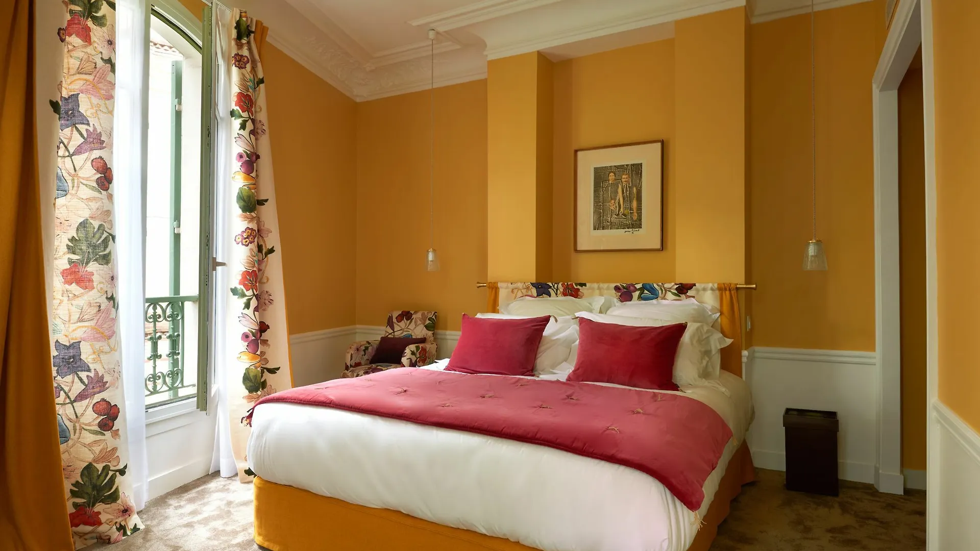 Maison Lepic Montmartre Hotel 3*