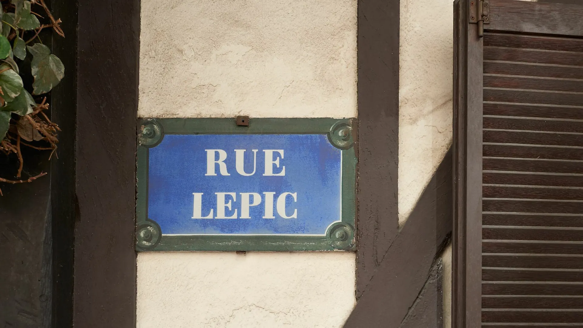 Maison Lepic Montmartre Hotel 3*
