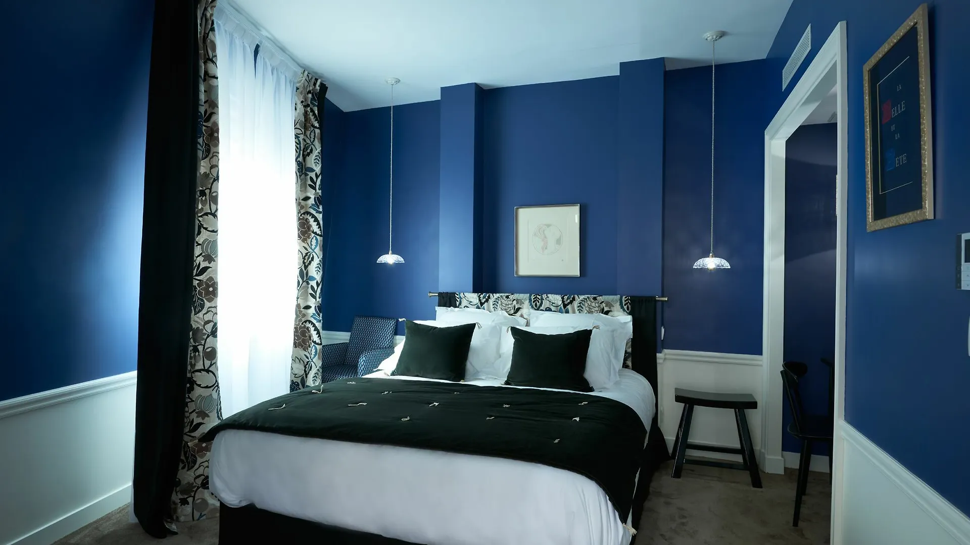 Maison Lepic Montmartre Hotel 3*