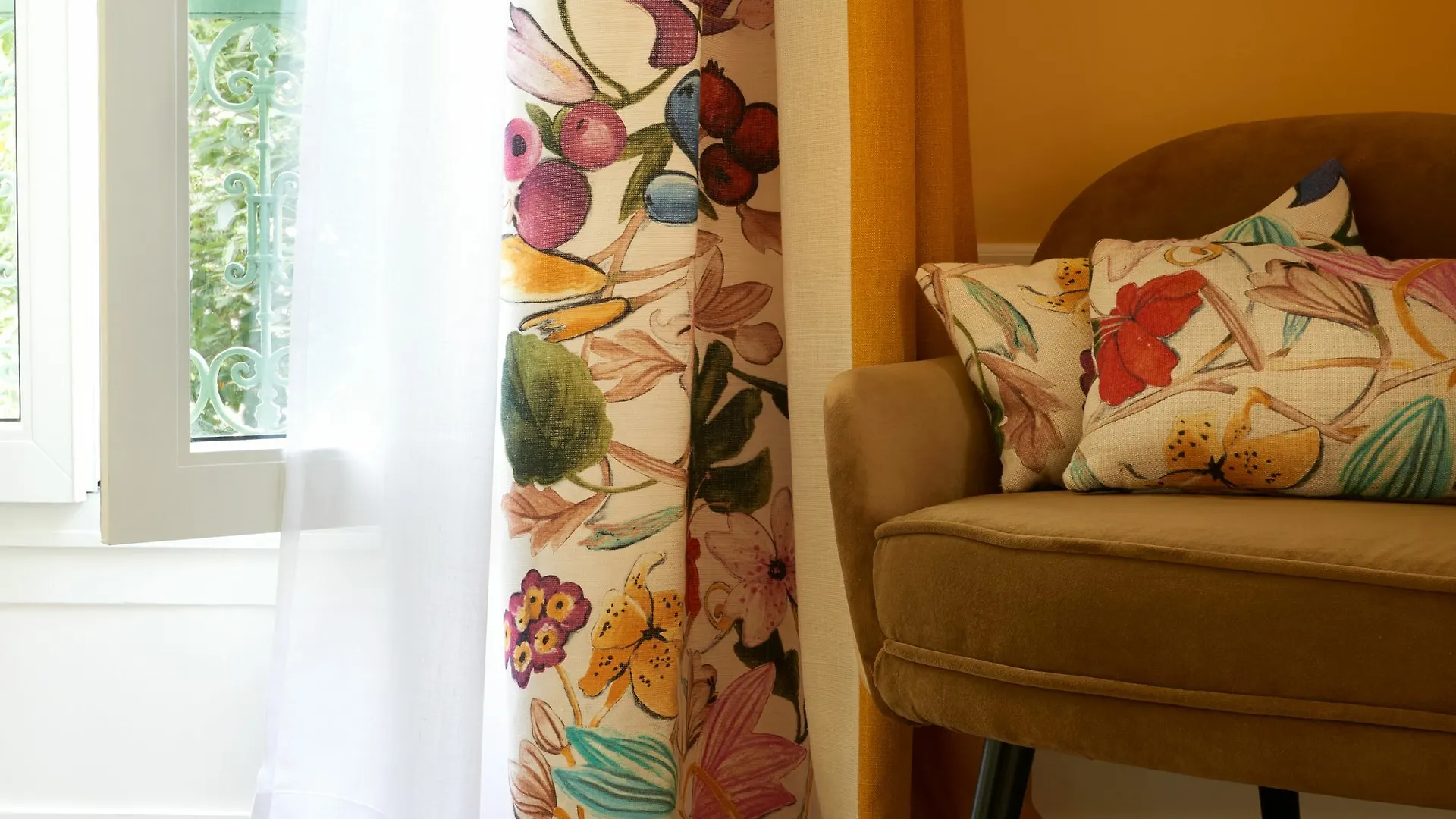 Hotel Maison Lepic Montmartre 3*
